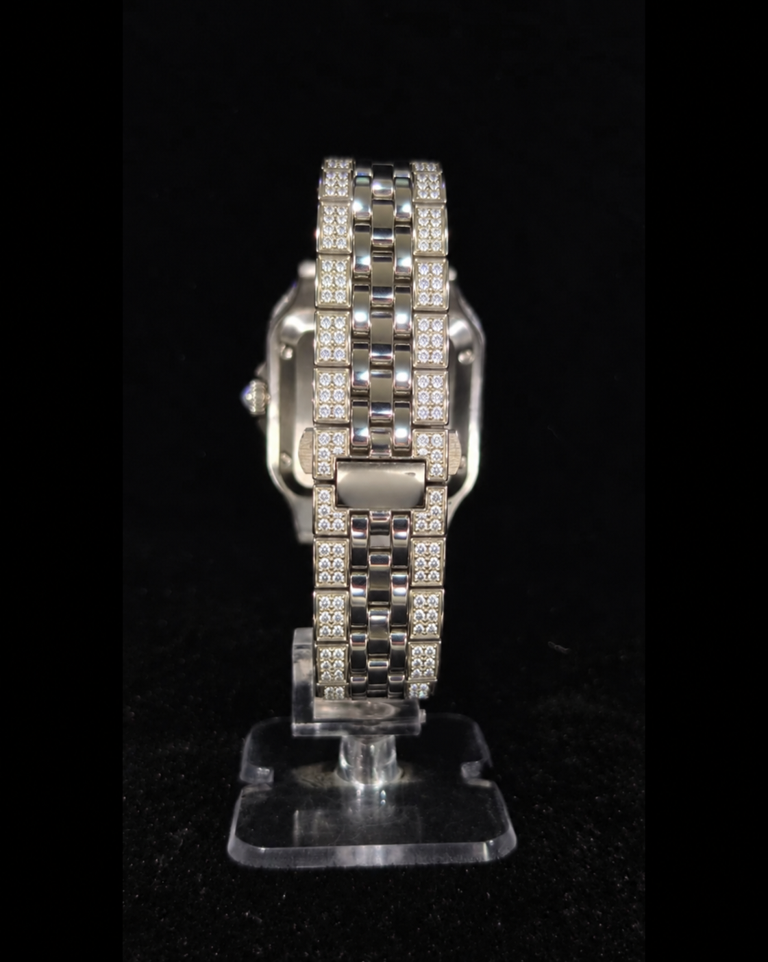 Classic Rectangular Moissanite Watch – 01_baguette-petite-rectangle_image-2.png