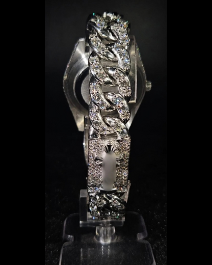Classic Round Moissanite Watch – 10_moissanite-watch-26_image-2.png