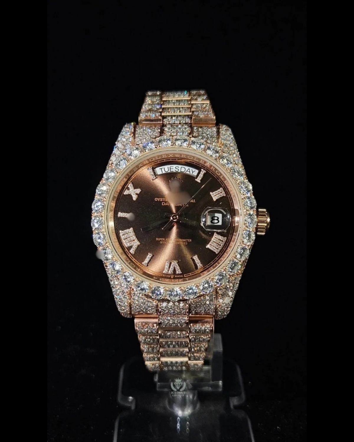 Classic Round Moissanite Watch – 18_moissanite-watch-5_image-1.png