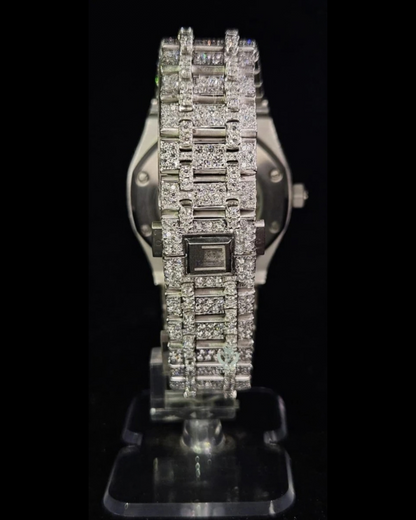 Classic Round Moissanite Watch – 28_moissanite-watch-19_image-2.png