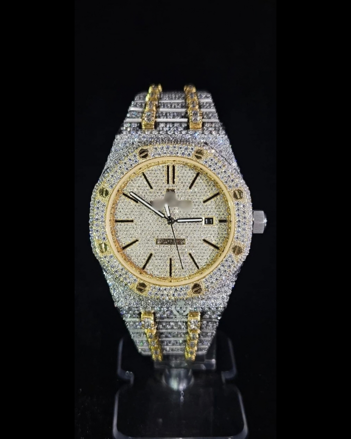 Integrated Octagonal Moissanite Watch – 34_moissanite-watch-8_image-1.png